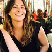 Profesora de Geografía e Historia, con nivel C certificado de inglés, imparte clases a niños de todas las edades