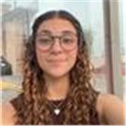 Soy una persona responsable, paciente y comprometida con el aprendizaje.Me adapto al ritmo y capacidad del alumno.