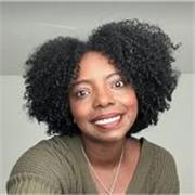 Profesora de español nativa con estudios en lenguas modernas