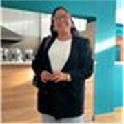 Psicóloga, con años de experiencia trabajando inteligencia emocional en empresas 