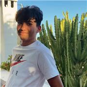 me llamo Javier y me gusta mucho el ámbito de la informática. Daré clases a niños de infantil, primaria y eso