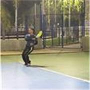 Entrenador de Tenis con formación ITF – Clases personalizadas para todos los niveles