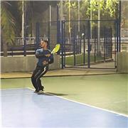 Entrenador de Tenis con formación ITF – Clases personalizadas para todos los niveles