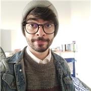 Laureato in relazioni internazionali offre aiuto per lo studio di storia, storia dell'arte, filosofia e geografia