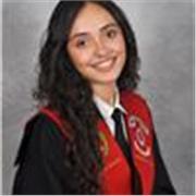 Titulada en ingles en el nivel C1 de cambridge, con amplia experiencia dando clases particulares a niños 