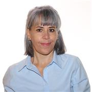 Doy clases de filosofía, lengua castellana, y literatura. Vivo en Getafe