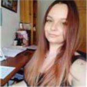 Maestra de Educación Primaria con mención en Pedagogía Terapéutica, doy clases desde primero de primaria hasta cuarto de la ESO