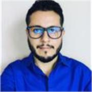 Psicólogo, formador de lectores y terapeuta