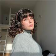 INGLESE-Laureanda magistrale in lingue e letterature comparate impartisce lezioni di materie umanistiche a prezzi modici