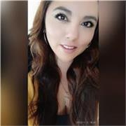 Dar clases a niños y adultos sobre derecho