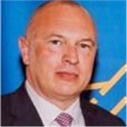 GCSE Maths tutor with a broad base in mathematical qualifications