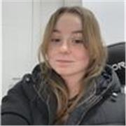 Estudiante con capacidades suficientes para hacer clases a niños/as de la ESO.