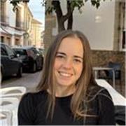 Profesora de apoyo de manera online