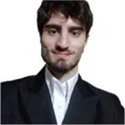 Laureato in ingegneria meccanica col voto massimo insegno con entusiasmo e pazienza la termodinamica in maniera metodologica