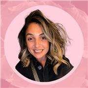 Empowerment coach, guiding individuals towards confidence, balance, growth.