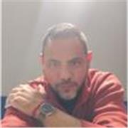 Maestro del área de turismo y administración