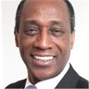 Business English Trainer helping individuals improve business skills