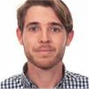 Funcionario docente con más de 5 años de experiencia en especialidades de secundaria, ámbito sanitario y de imagen personal