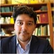 Docente di Latino impartisce lezioni di recupero o potenziamento