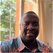 Profesor de inglés con experiencia para estudiantes diversos.