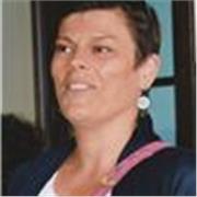 Professeur d'anglais possédant le CAPES. Traductrice anglais-français. 