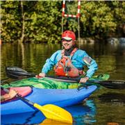 Sono un istruttore di canoa-kayak. Offro corsi per principianti e per chi vuole ottenere delle certificazioni federali