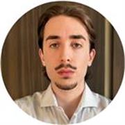  Laureato in Economia offre Ripetizioni: Metodo e Risultati.