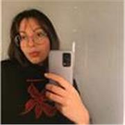 Studentessa al primo anno di Ingegneria impartisce lezioni per liceali