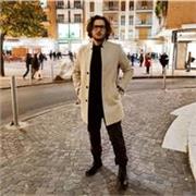 mi chiamo Niccolò e sono un laureando in Storia. Ti serve una mano nel capire e apprendere la storia? Sono qui✌🏻