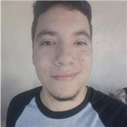 Soy estudiante de física. Me defino como una persona que le gusta enseñar y que prioriza el aprendizaje de sus estudiantes