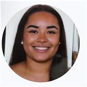 Hola, soy Beliza, tengo 17 años y quiero dar clases a niños o adolescentes para ayudarles a aprender mejor.