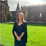 University of Cambridge student offering tutoring for biology and chemistry for GCSE or Alevels, or help applying to universities.