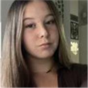 Soy una chica de 18 años ,me considero responsable, puntual y con buen trato hacia las personas. Con experiencia.