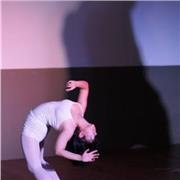 YOGA Y FLEXIBILIDAD Instructora de yoga y profesora de danza