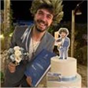 Laureato in Letteratura, Filologia e Linguista italiana propone lezioni di materie umanistiche per medie e superiori ma anche dopo