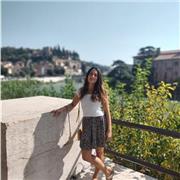 Studente offre aiuto compiti a bambini delle elementari, medie e superiori