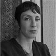 Tutor madrelingua inglese, specializzata nel settore artistico e culturale. Faccio anche editing e traduzione (ITA>ENG)