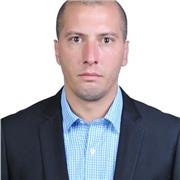 Profesor de estadística, microeconomía, macroeconomía, matemáticas financieras