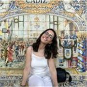 Estudiante ofrece clases particulares para niños/as de primaria y classes dinámicas de catalán, español y inglés para todos/as. 
