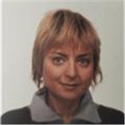 Laureata in matematica ed insegnante in un liceo di matematica e fisica con esperienza trentennale, offre lezioni di matematicache