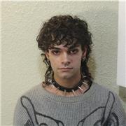 Profesor de Pintura y Dibujo apto para todas las edades y niveles.