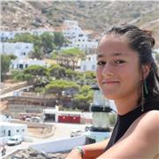 Estudiante de Comunicación y Publicidad graduada en el Bachillerato tecnológico da clases de Inglés en Madrid