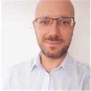 J enseigne le fle à un public adultes.Preparation Delf,dalf, tourisme,vie quotidienne,maitrise specifique de la