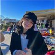 Studentessa triennale di ingegneria chimica