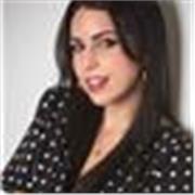 Laureanda in mediazione linguistica, specializzazione delle lingue inglese e spagnolo. Posso insegnare da remoto.