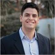 Engenheiro Civil e Especialista de Investimentos com experiência em dar aulas de matemática