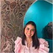 Maestra de español sin experiencia pero con título en licenciatura, especialidad. Apasionada por enseñar a los niños