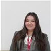 Profesora de latín y griego apta para dar clase de cualquier materia de humanidades 