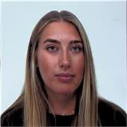Profesora titulada de primaria con mas de 5 años de experiencias como docente dando clases particulares de refuerzo. 
