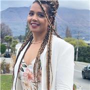 Professora de português para estrangeiros e de inglês para brasileiros focada e conversação